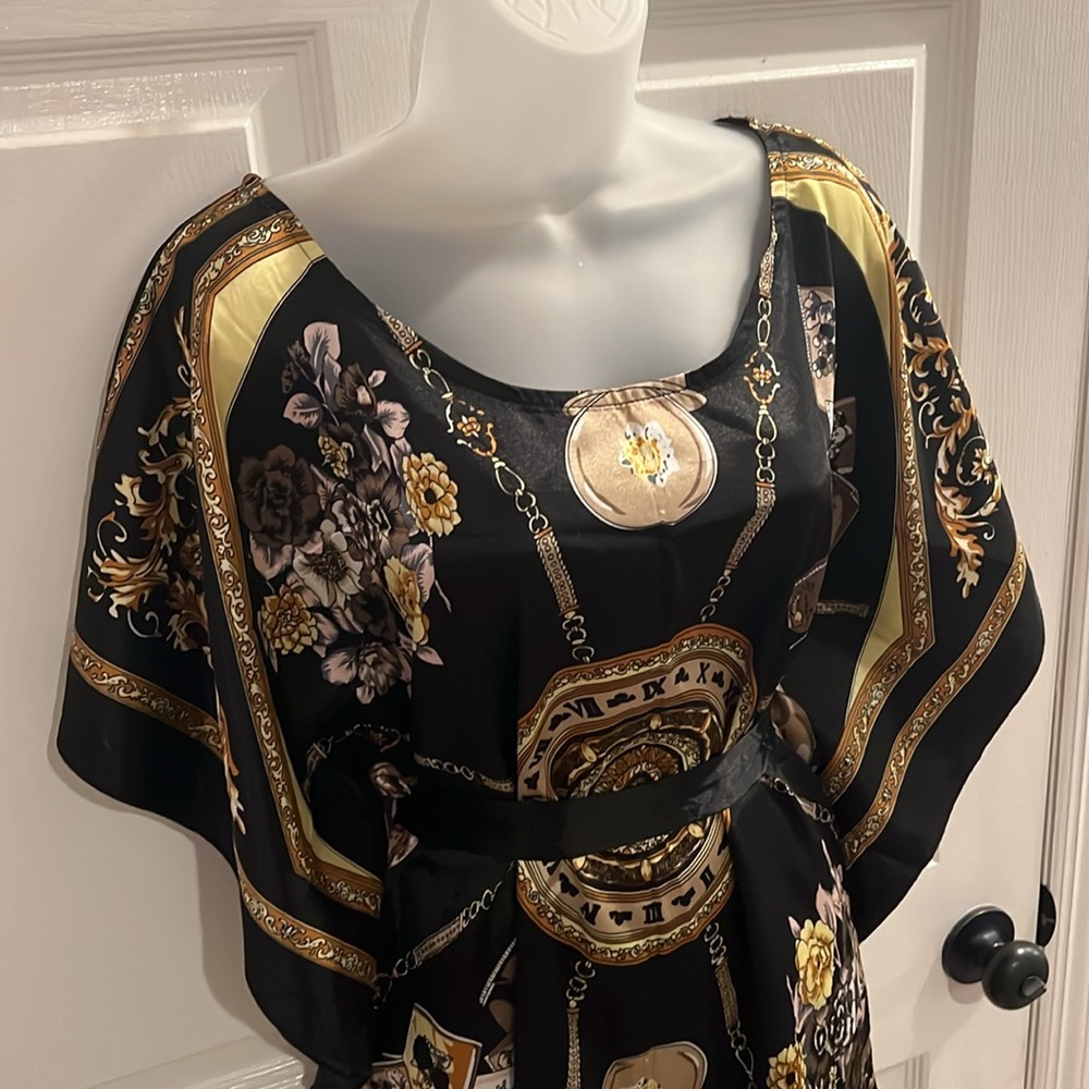 RSVP - Flutter Sleeve Top